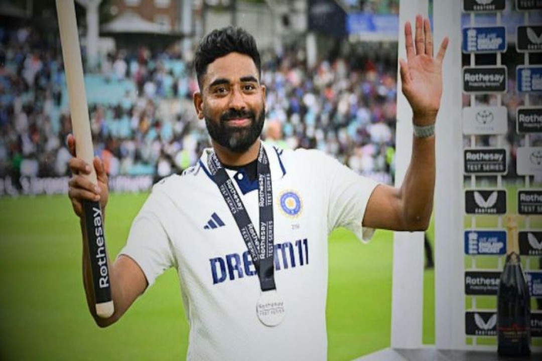 বাবা-মায়ের আশীর্বাদ সিরাজের সাফল্যের নেপথ্য